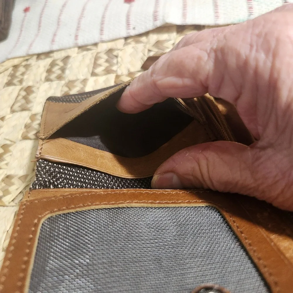 Vintage Bellcoaptain Genuine Leather Bifold Wallet Brown Zip Around Organizer...